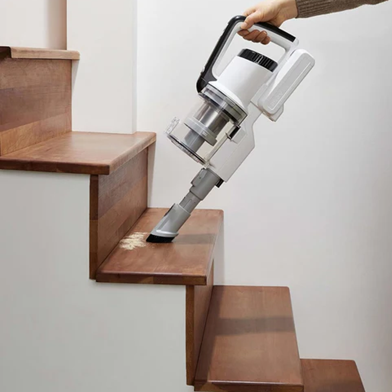 Say Goodbye to Dirt and Dust: The Top Superlative Vacuum for Stairs!